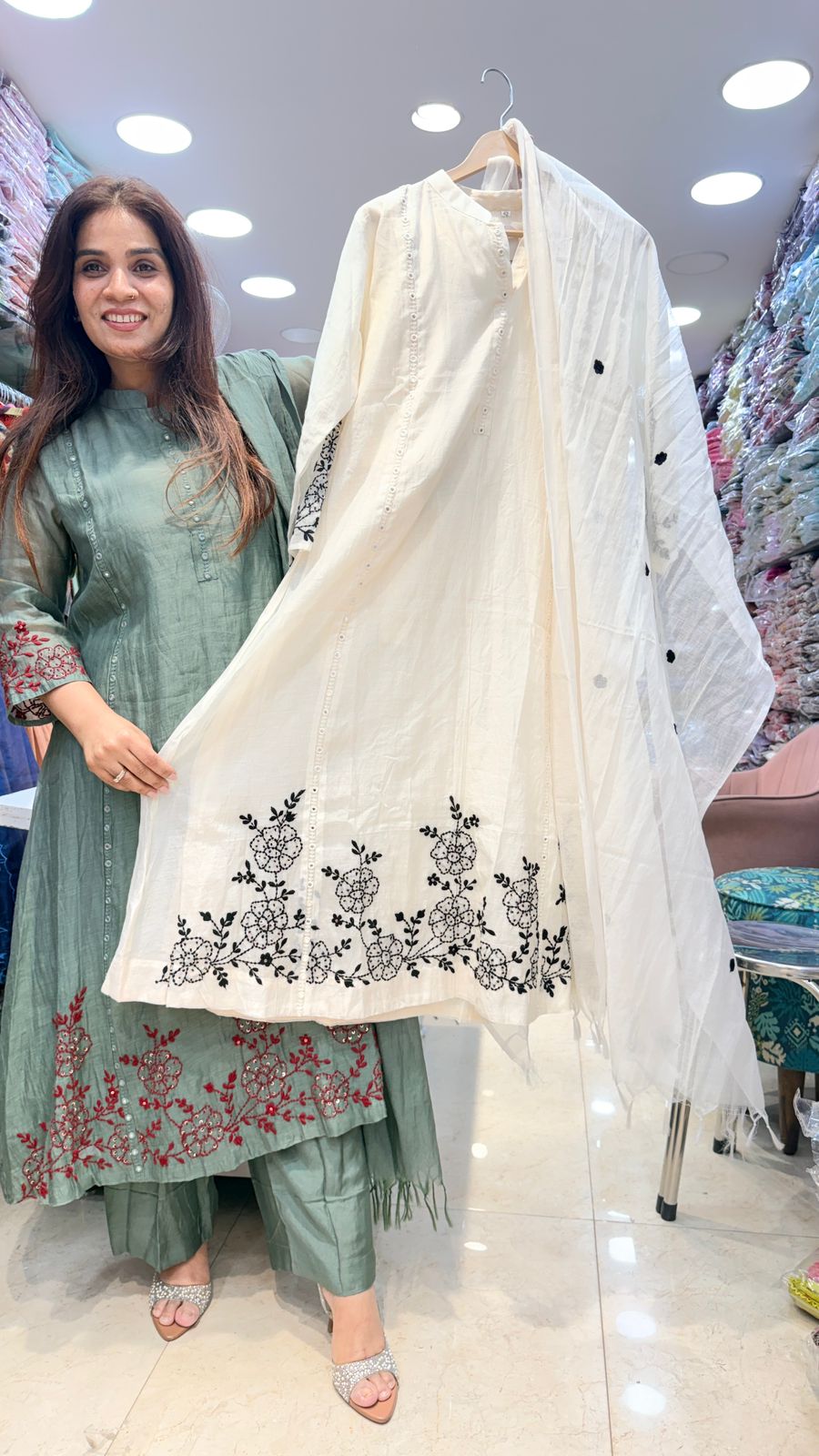 Ivory Mul Chanderi Embroidered Suit Set