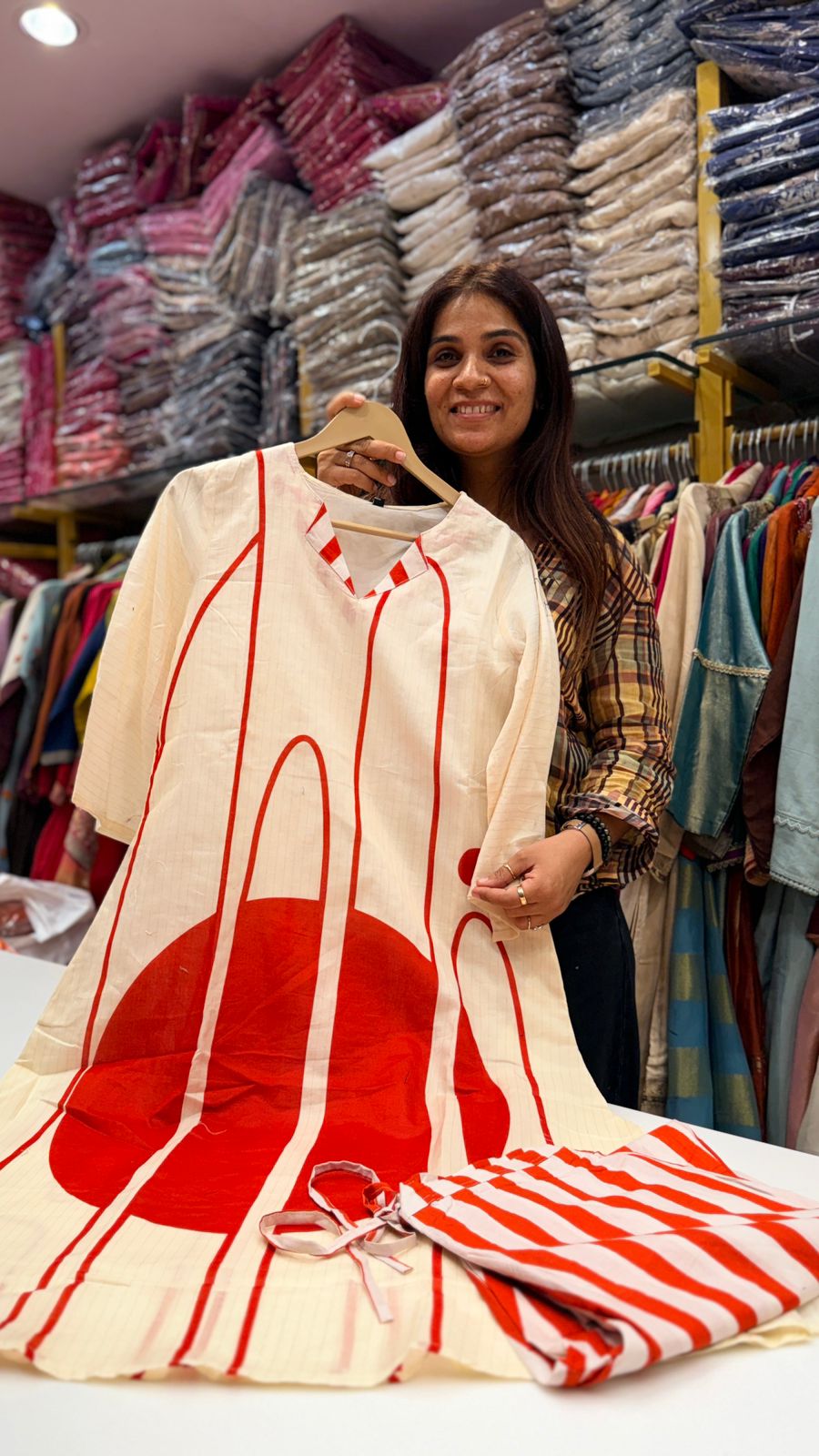 Ivory Crimson Abstract Kurta Pant