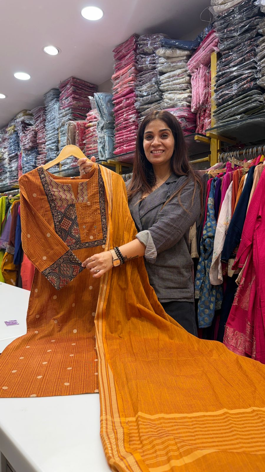 Kesari Rang Handloom Suit Set