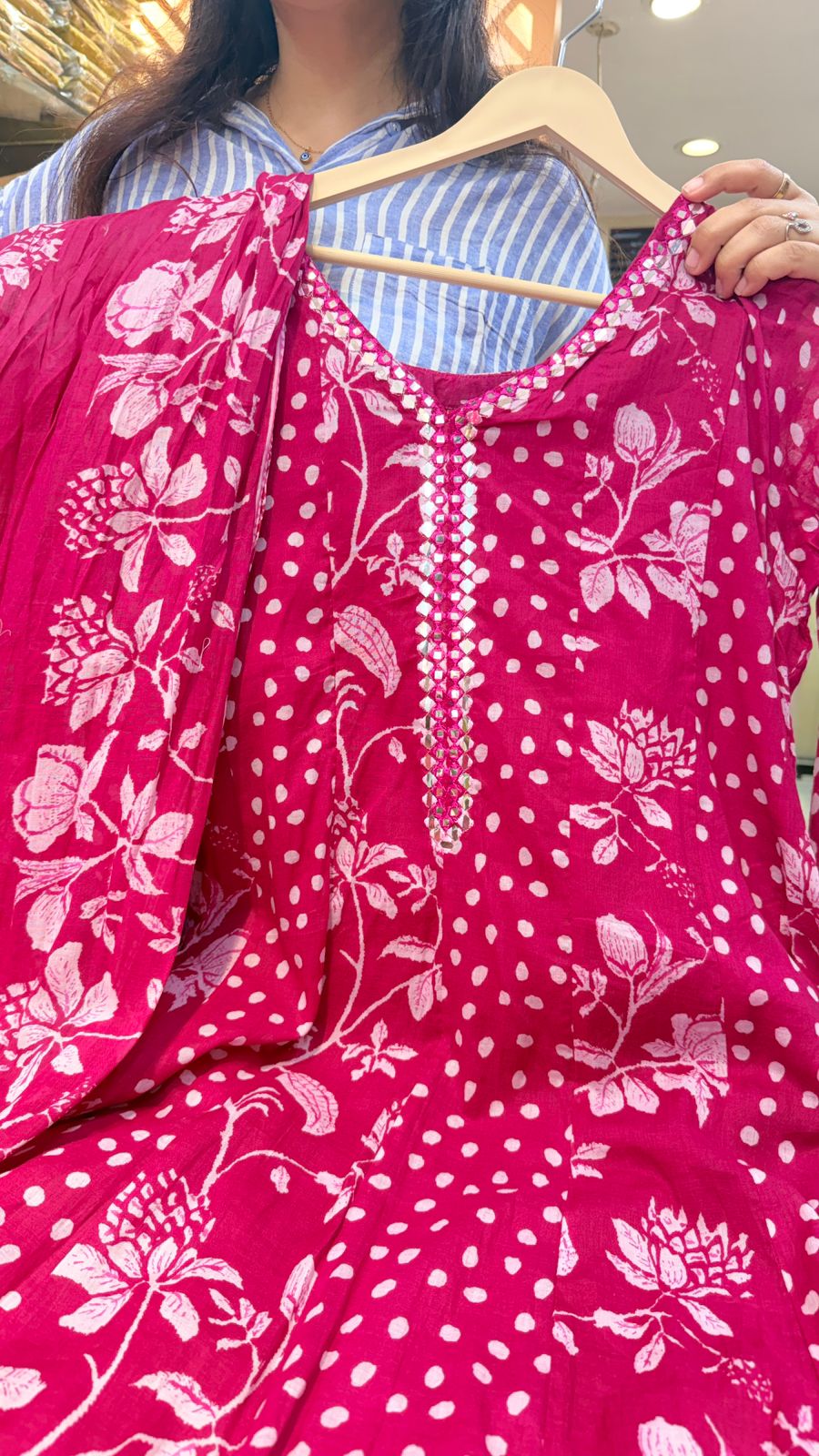 Rani Bloom Mul Anarkali