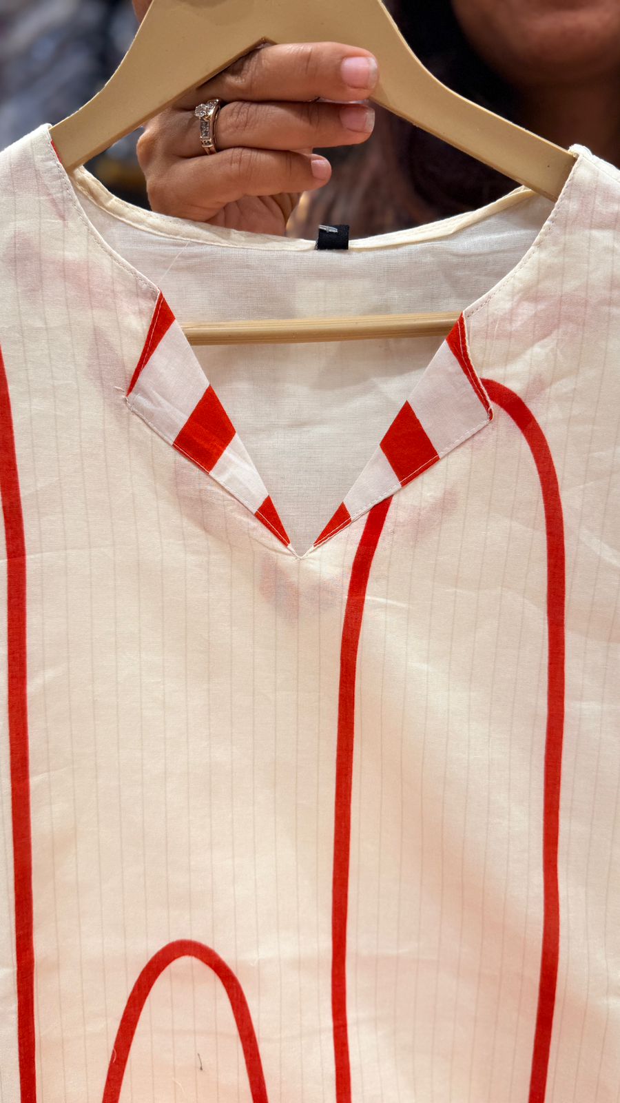 Ivory Crimson Abstract Kurta Pant